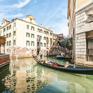 Casanova Fenice - Canal View Appartamento Venezia